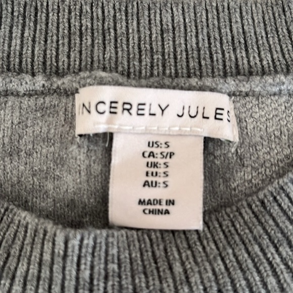 Sincerely Jules cropped sweater. - Picture 4 of 5